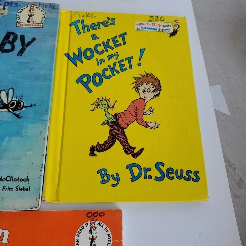 Lot of 10,Dr. Seuss Readers by Dr. Seuss HC/PB A Fly Went By Cat in the Hat vtg